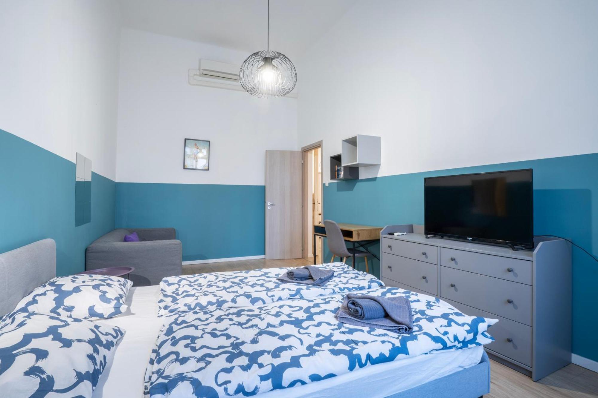 4-Bedroom Comfort Apartment In The Citycenter F38 Budapest Eksteriør bilde